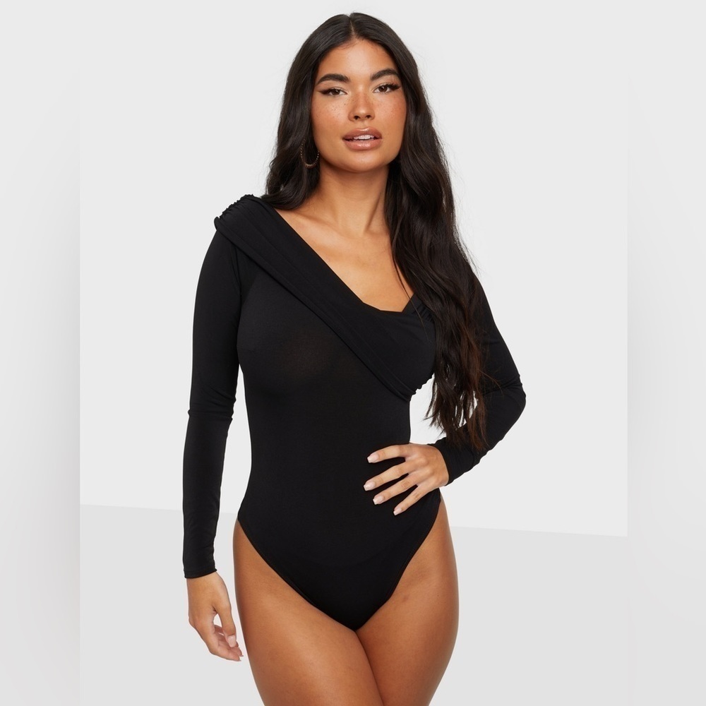 Madison and Berkeley- Wrapped Asymmetric Body size M - Picture 2 of 9